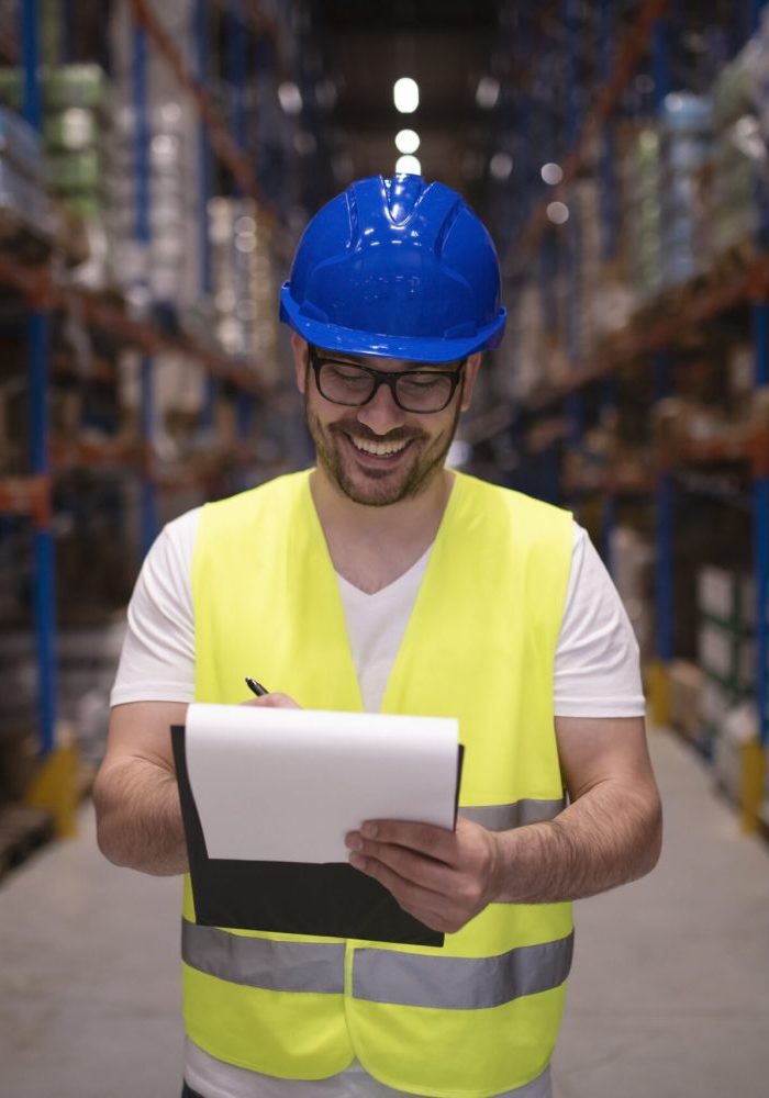 portrait-warehouse-worker-protective-uniform-checking-goods-distribution-market-scaled-quxnlezwfffa1tolqg7cl8yylorwlj4zj4uvm3dpu8.jpg